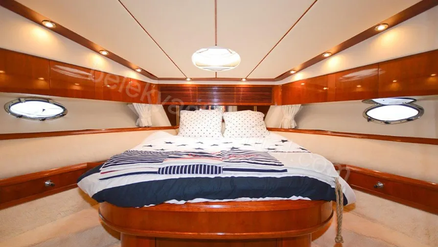Moonlight Luxury photo 6
