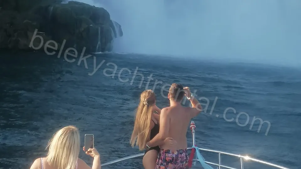 Megaladon photo 27