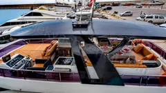 Megaladon nav photo 12